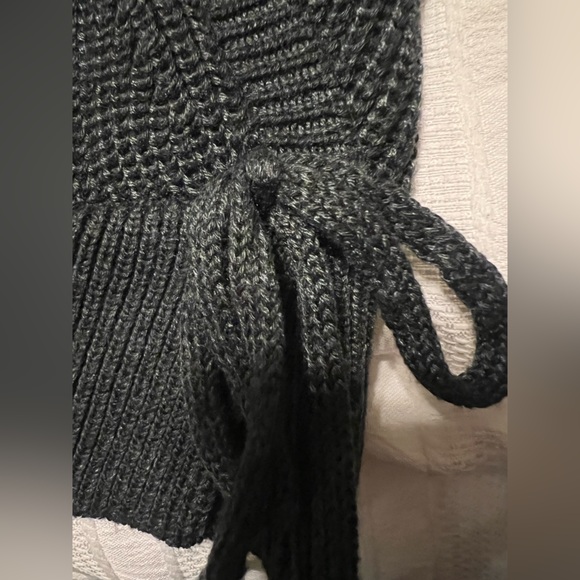 Gentle Fawn Pullover Sweater - Small - NWT - Picture 6 of 6